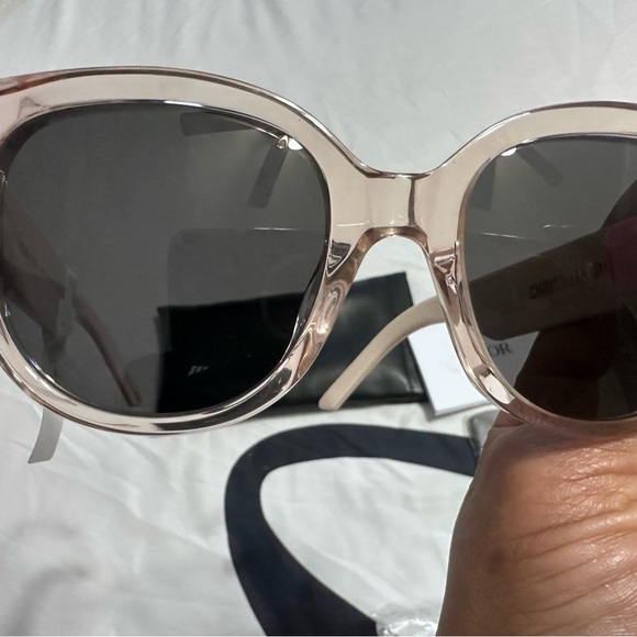 Christian Dior Women's Pink Sunglasses - Picture 8 of 10